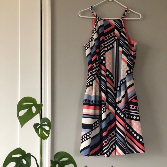 Vince Camuto Dresses & Skirts - Vince Camuto Pattern Dress Size 14